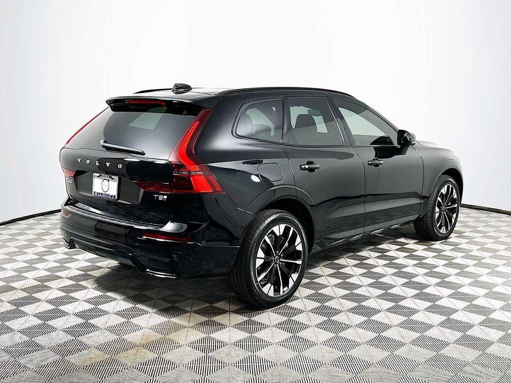 new 2026 Volvo XC60 Plug-In Hybrid car, priced at $69,405