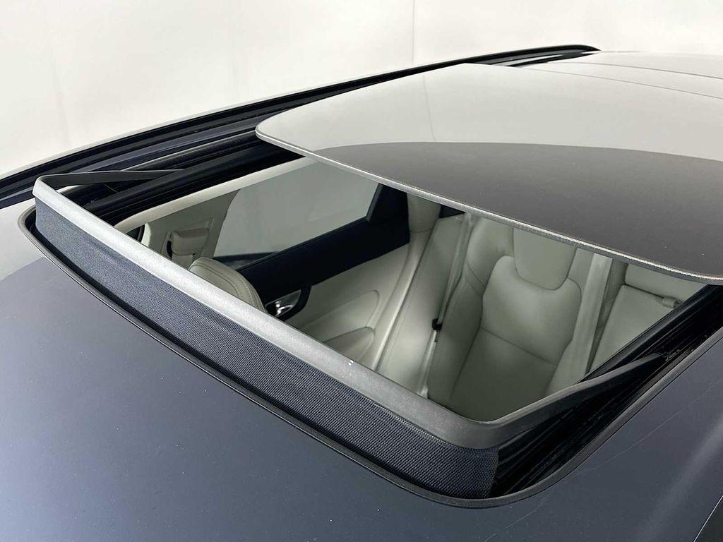 new 2026 Volvo XC60 Plug-In Hybrid car, priced at $75,355