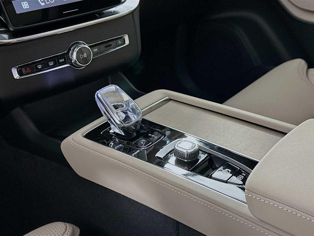 new 2026 Volvo XC90 Plug-In Hybrid car, priced at $86,844