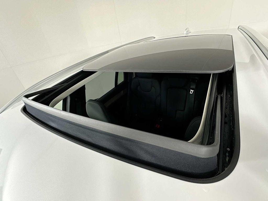 new 2025 Volvo XC90 Plug-In Hybrid car, priced at $78,765