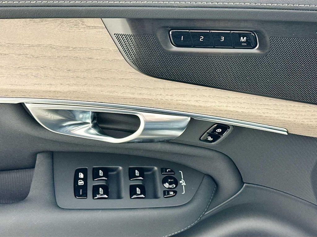 new 2025 Volvo XC90 Plug-In Hybrid car, priced at $78,765