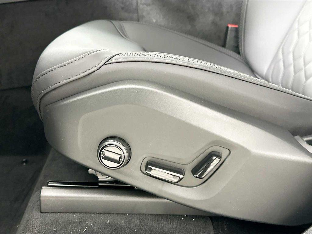 new 2025 Volvo XC90 Plug-In Hybrid car, priced at $78,765