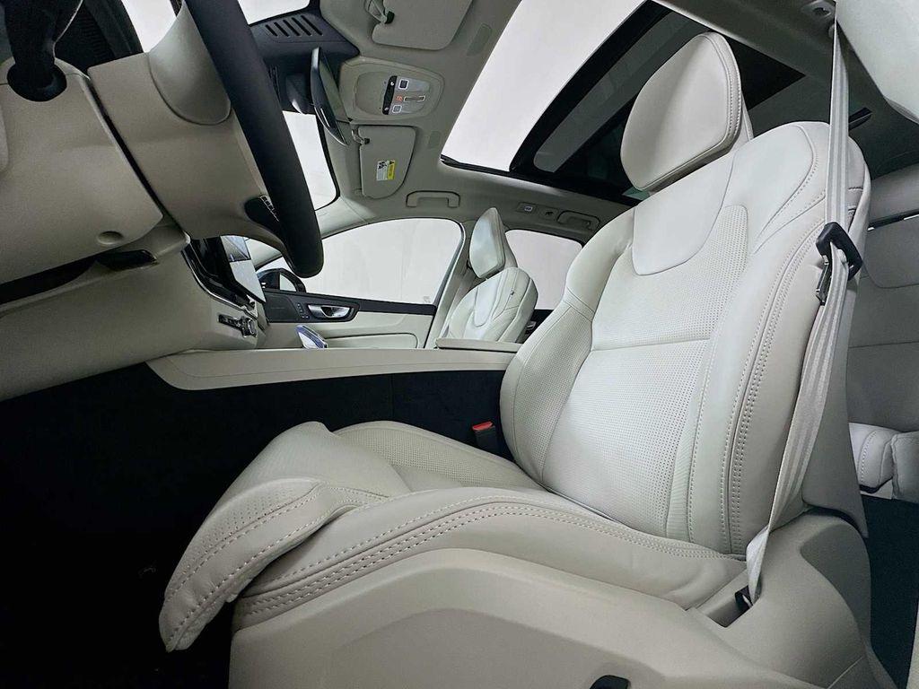 new 2026 Volvo XC60 car, priced at $63,965