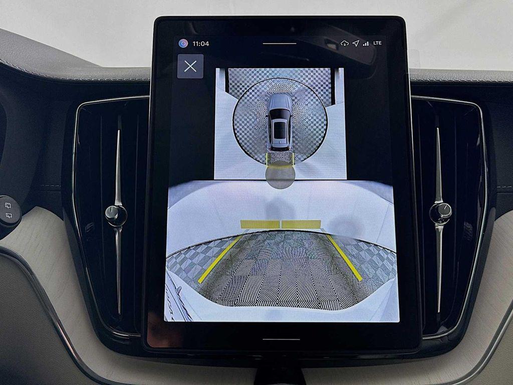 new 2026 Volvo XC60 car, priced at $63,965