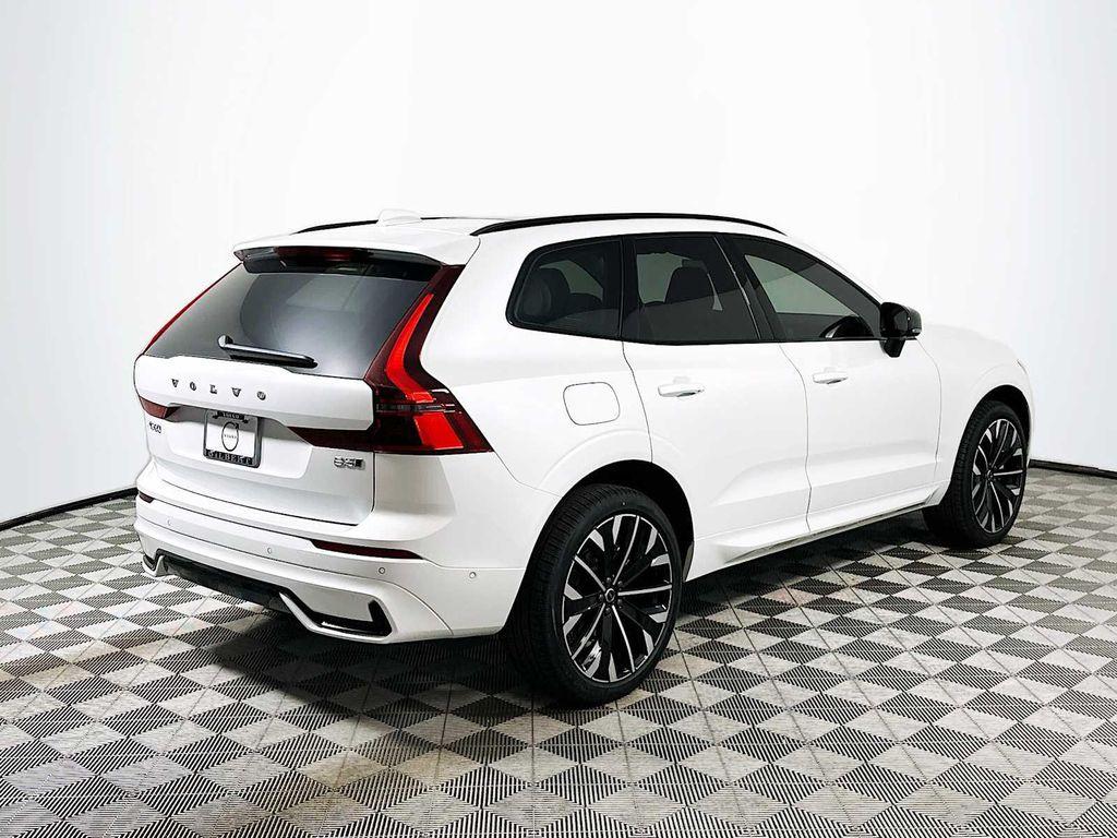 new 2026 Volvo XC60 car, priced at $63,965