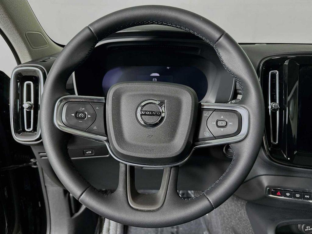 used 2025 Volvo XC40 car, priced at $41,200
