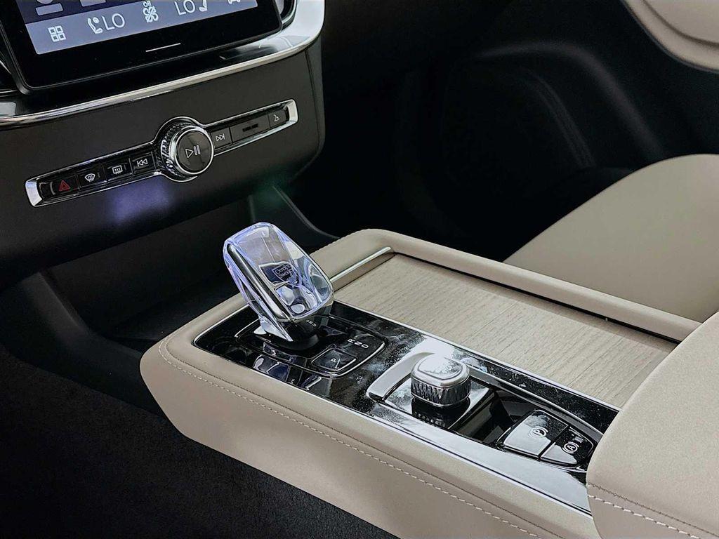 new 2026 Volvo XC90 Plug-In Hybrid car, priced at $82,294