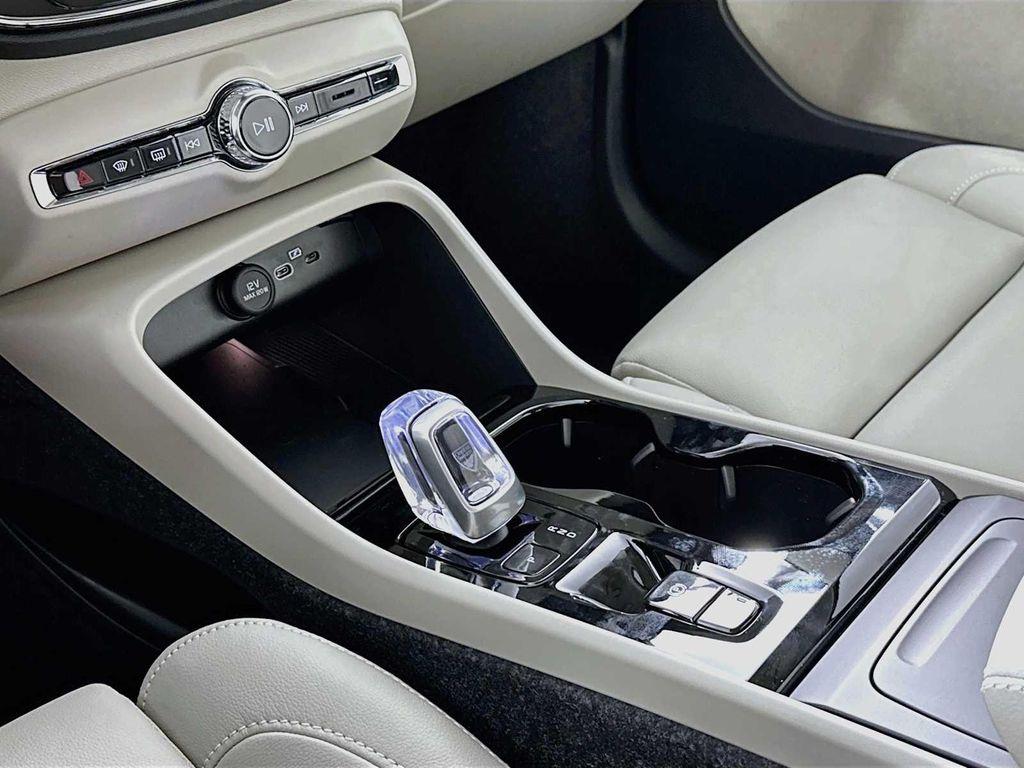 new 2026 Volvo XC40 car, priced at $51,259