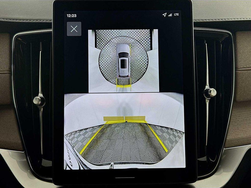 new 2026 Volvo XC90 car, priced at $67,560