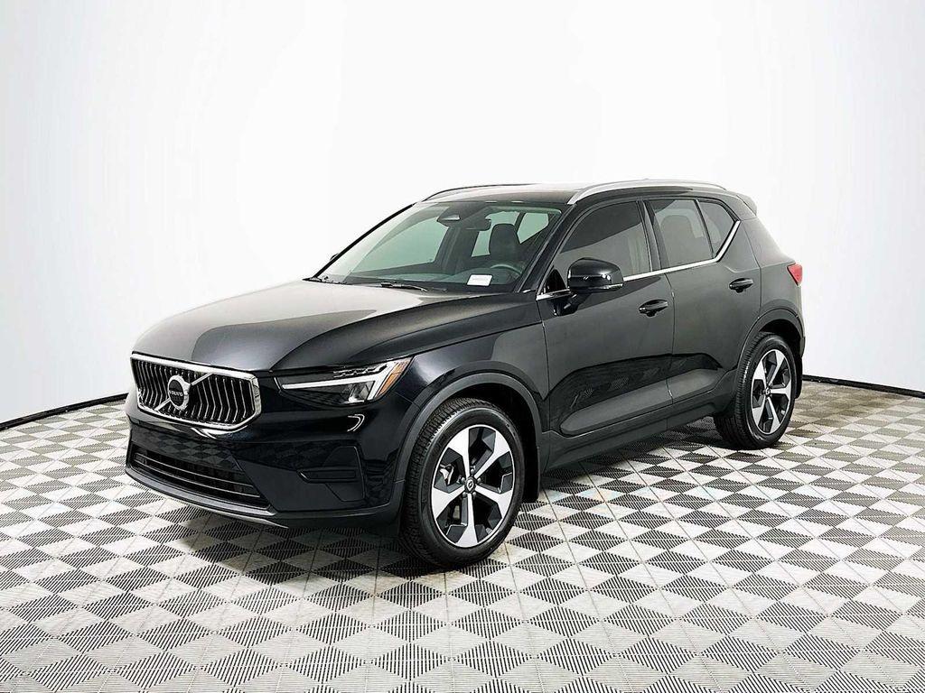 used 2025 Volvo XC40 car, priced at $41,200