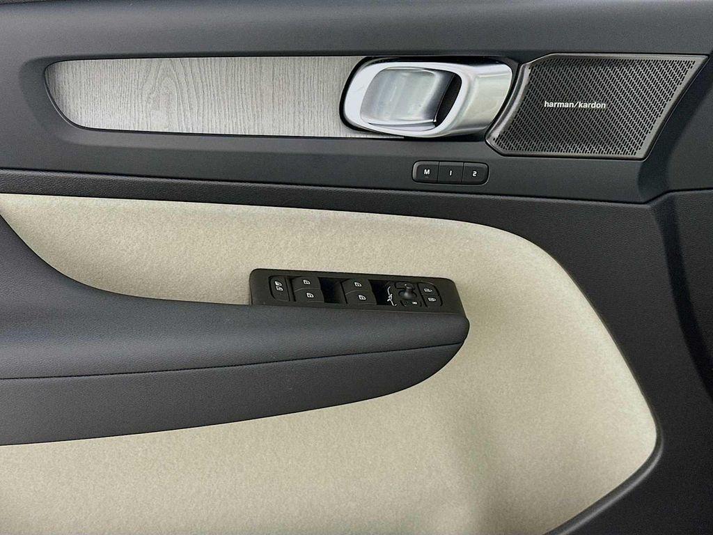 new 2026 Volvo XC40 car, priced at $54,085