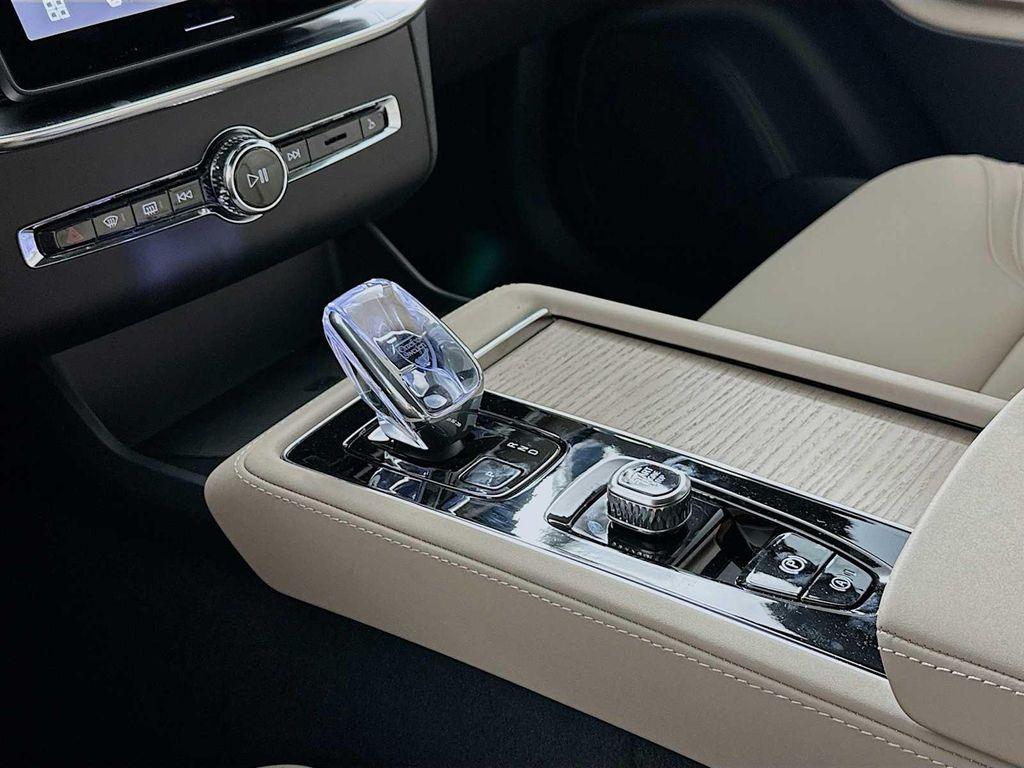new 2026 Volvo XC90 car, priced at $69,045