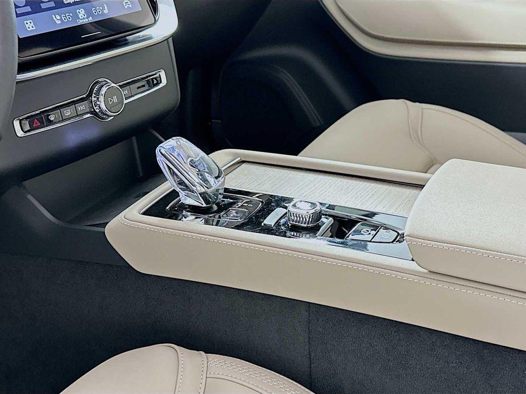 new 2026 Volvo XC90 car, priced at $71,945