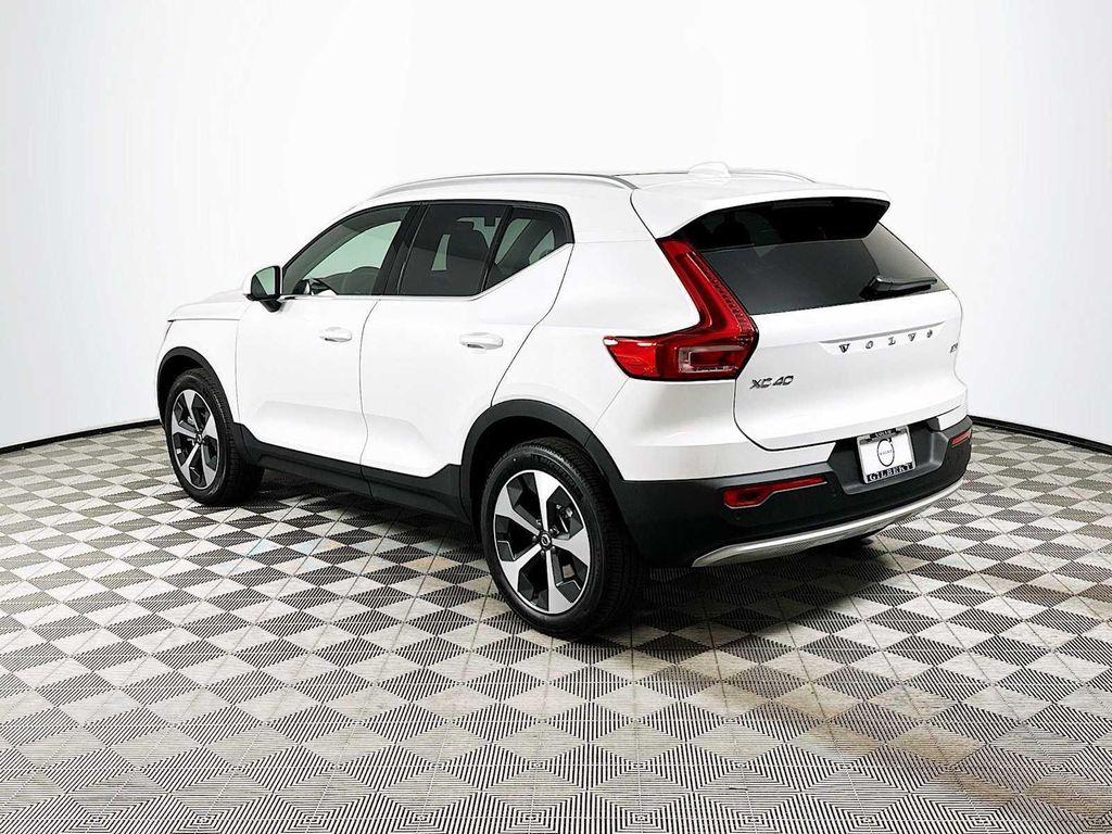 used 2025 Volvo XC40 car, priced at $45,400
