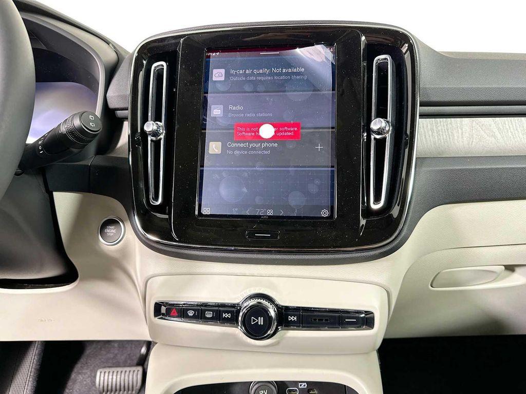 used 2025 Volvo XC40 car, priced at $45,400