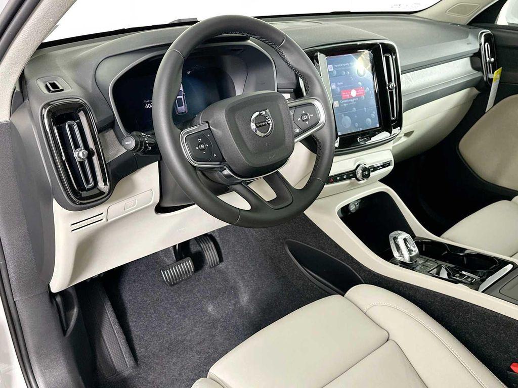 used 2025 Volvo XC40 car, priced at $45,400