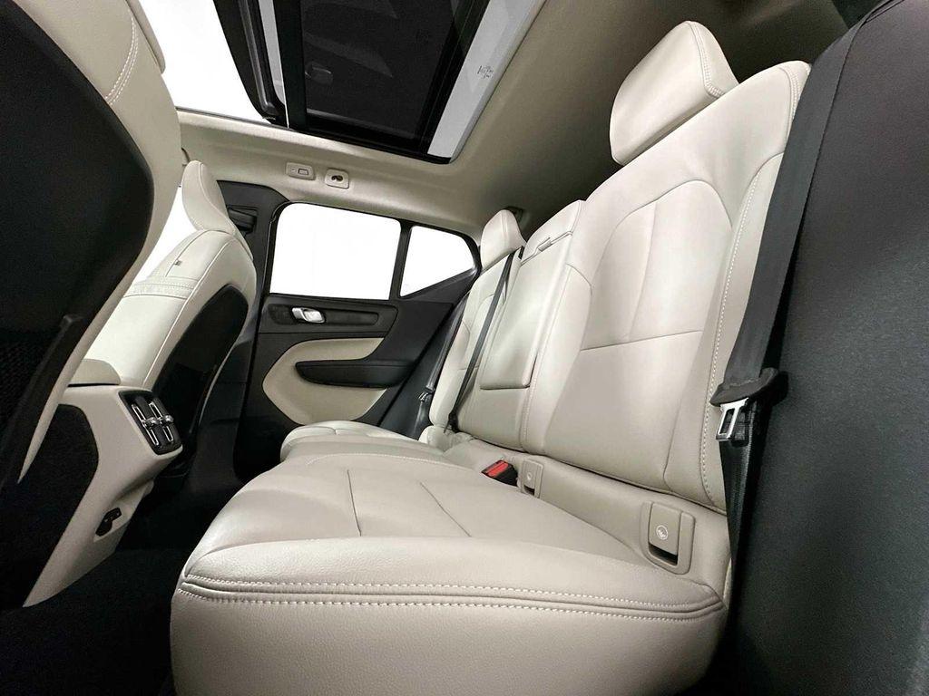 used 2025 Volvo XC40 car, priced at $45,400