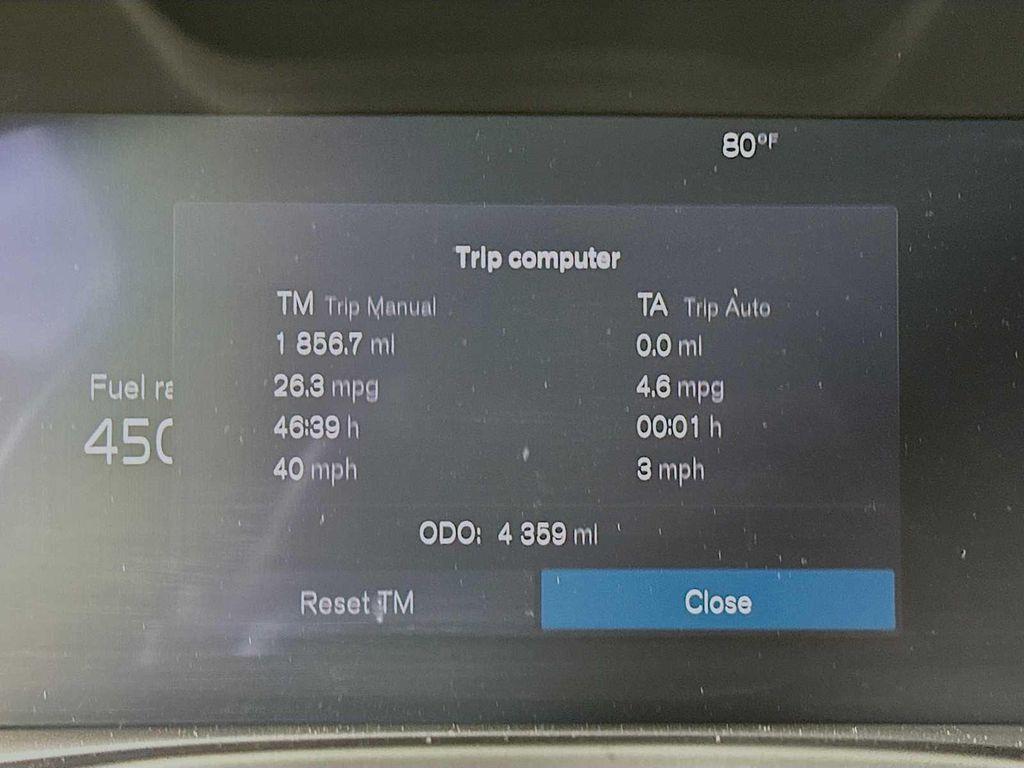 used 2025 Volvo XC40 car, priced at $40,500