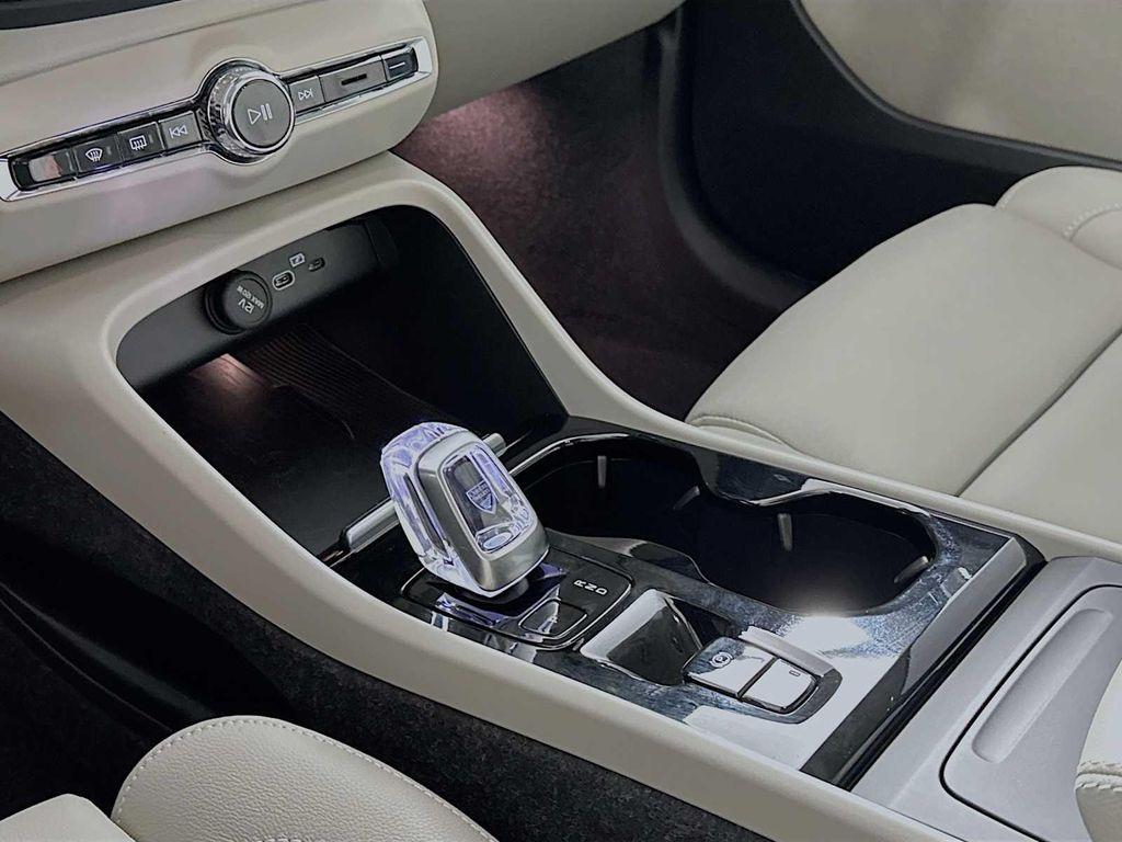 used 2025 Volvo XC40 car, priced at $40,500