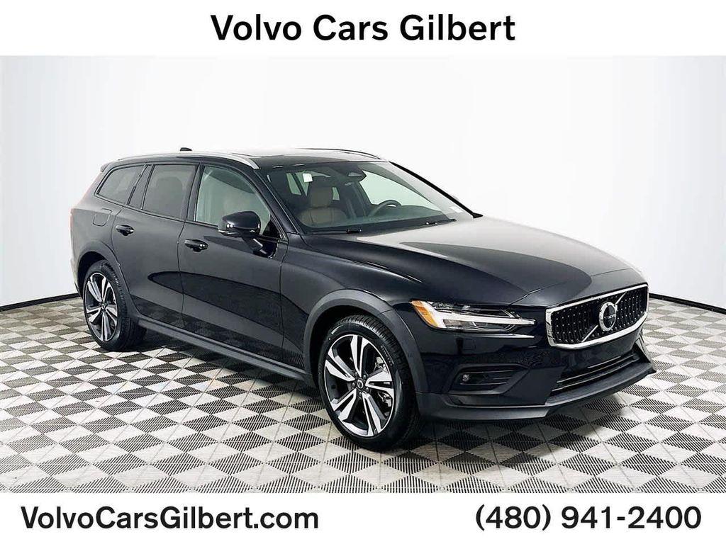 used 2025 Volvo V60 Cross Country car, priced at $50,400