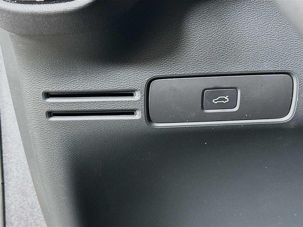 new 2026 Volvo XC40 car, priced at $46,095