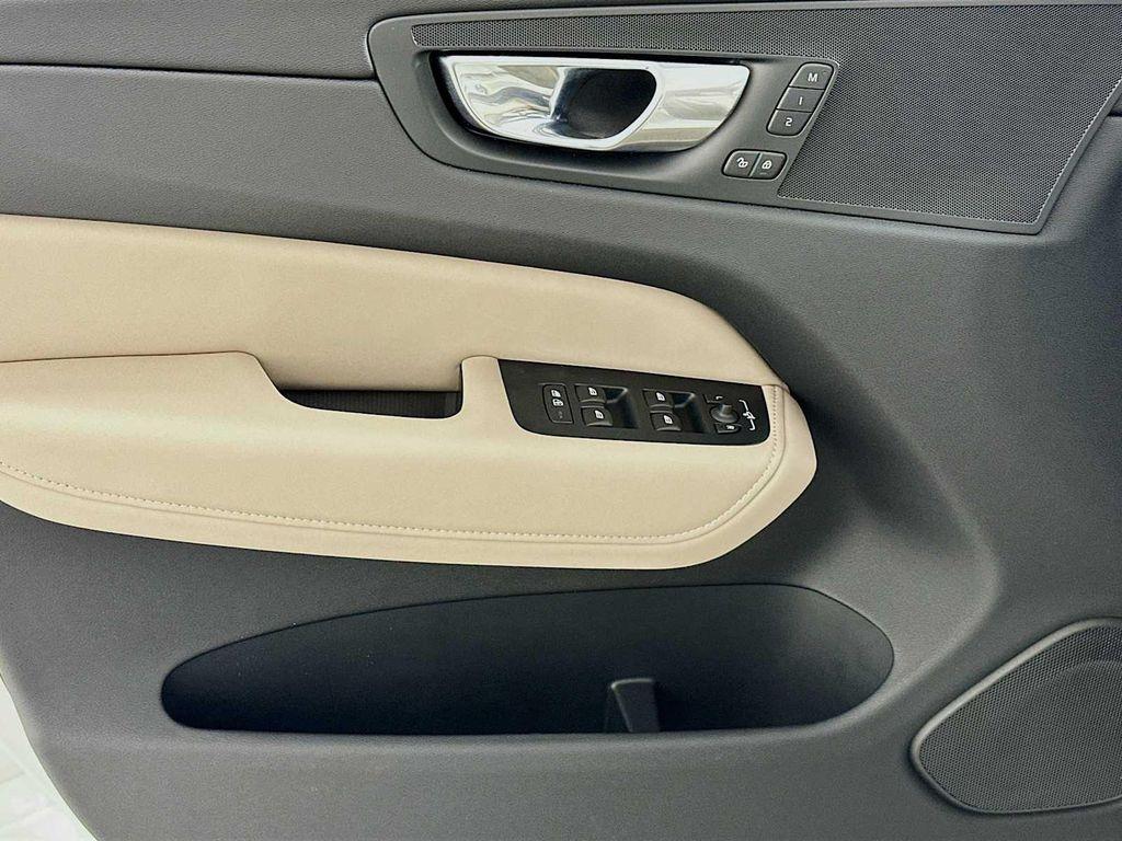 new 2026 Volvo XC60 car, priced at $51,545