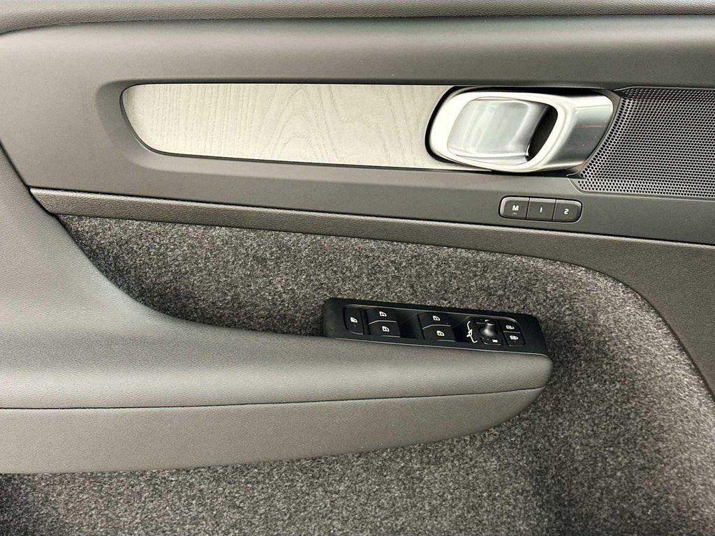 used 2025 Volvo XC40 car, priced at $38,700