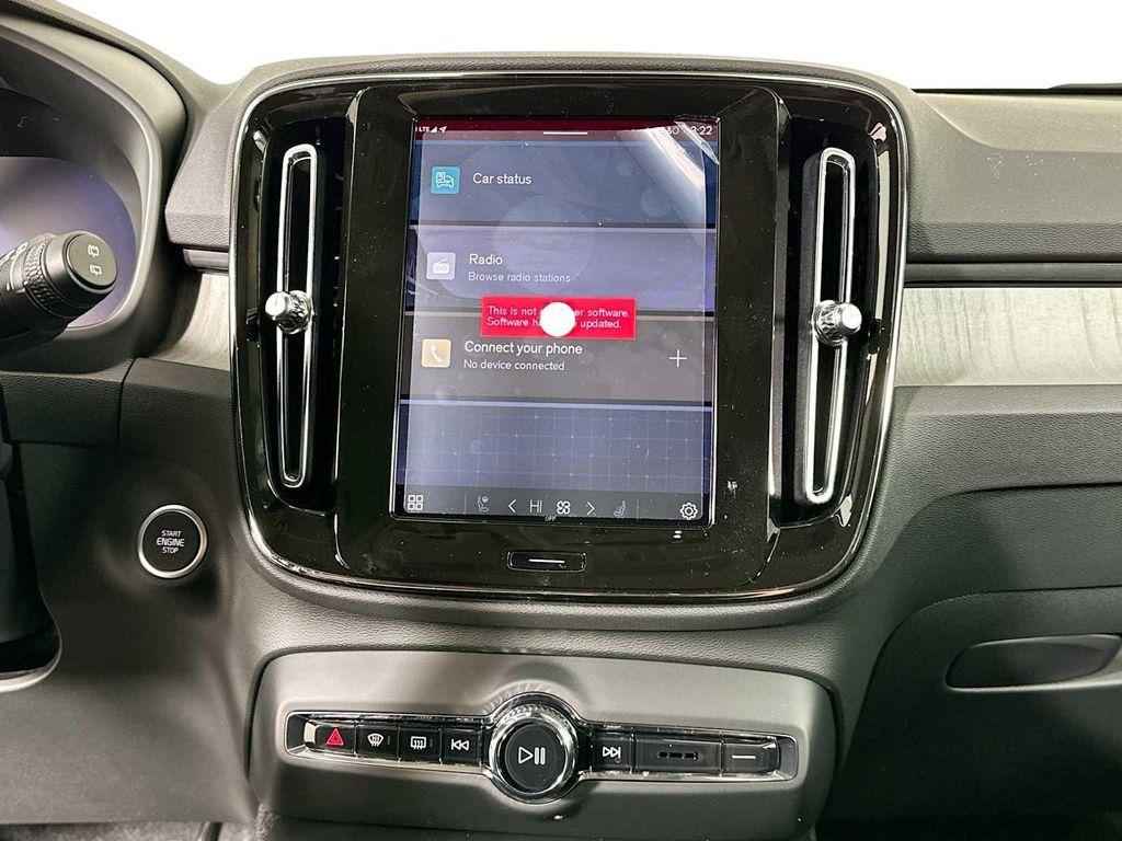 used 2025 Volvo XC40 car, priced at $38,700