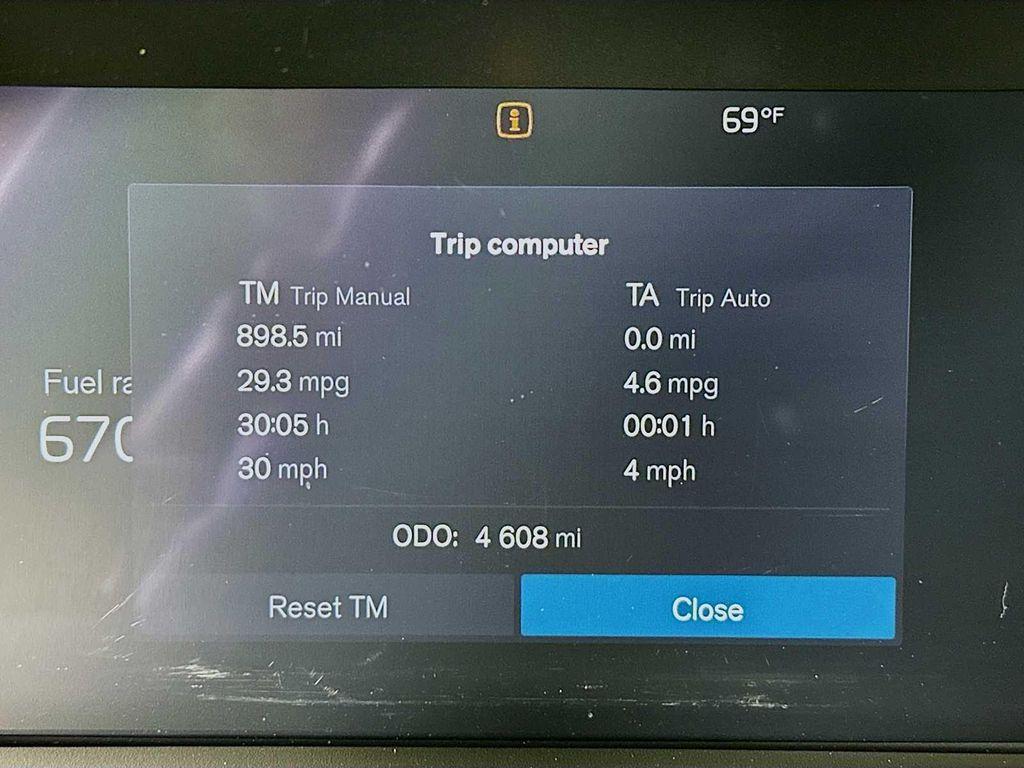 used 2025 Volvo XC40 car, priced at $38,700