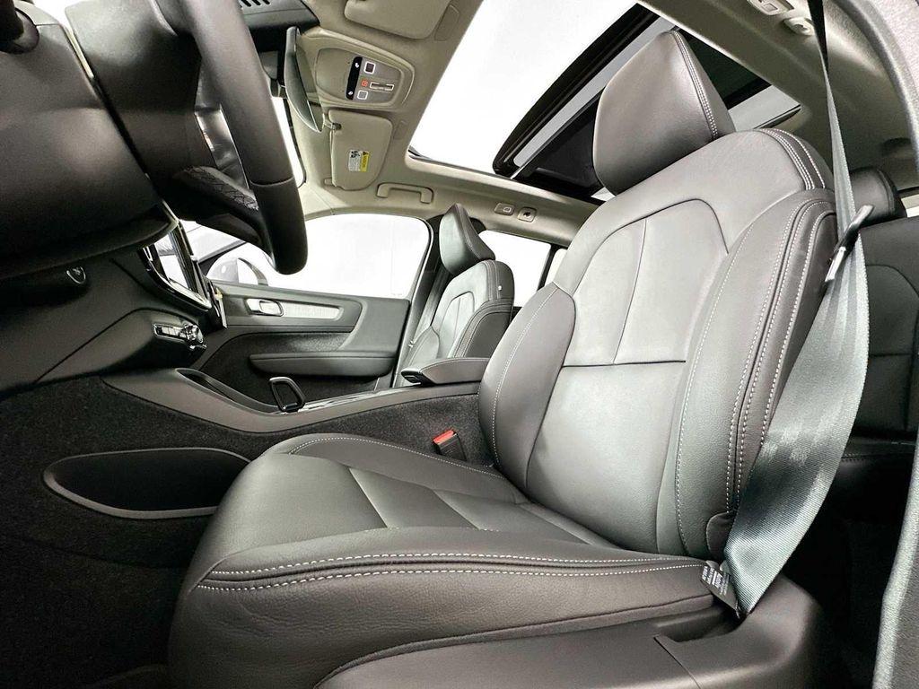 used 2025 Volvo XC40 car, priced at $38,700