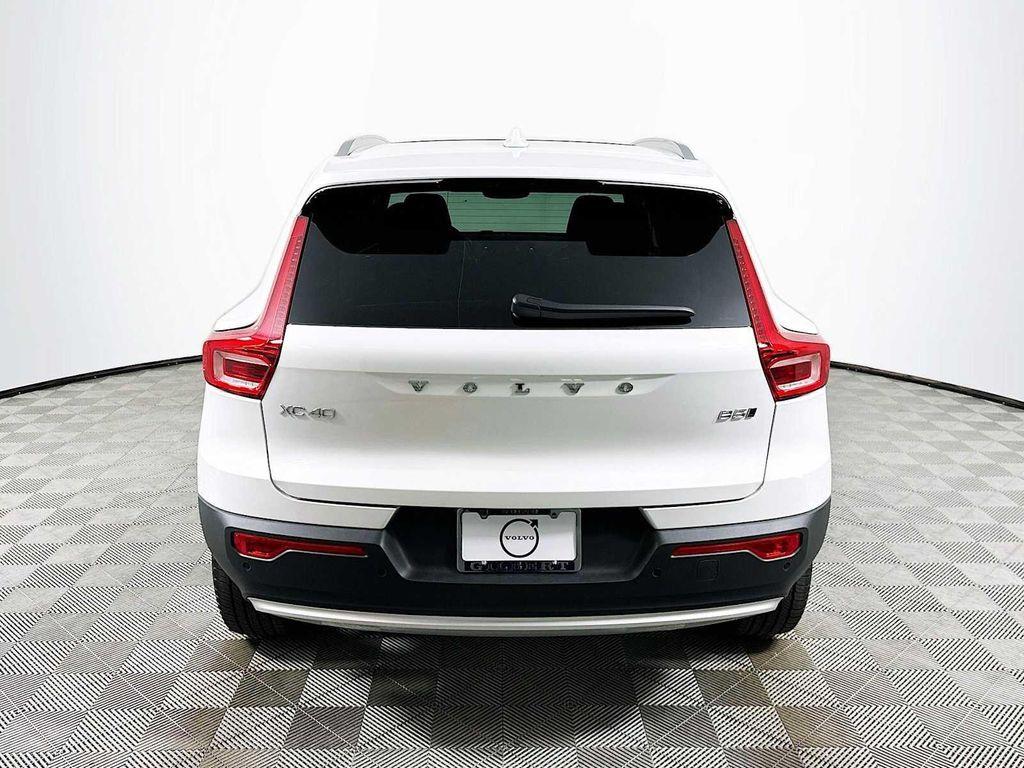 used 2025 Volvo XC40 car, priced at $38,700