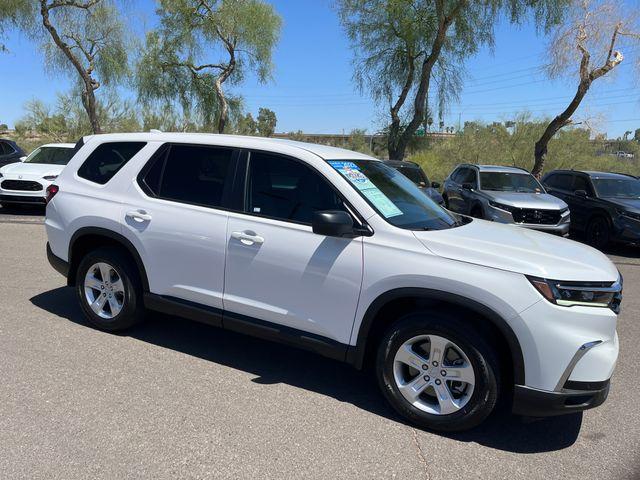 used 2023 Honda Pilot car, priced at $36,996