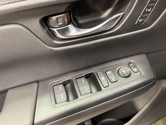 new 2026 Honda CR-V Hybrid car, priced at $41,675