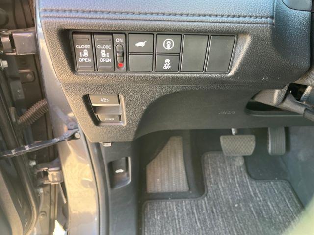 used 2024 Honda Odyssey car, priced at $39,555