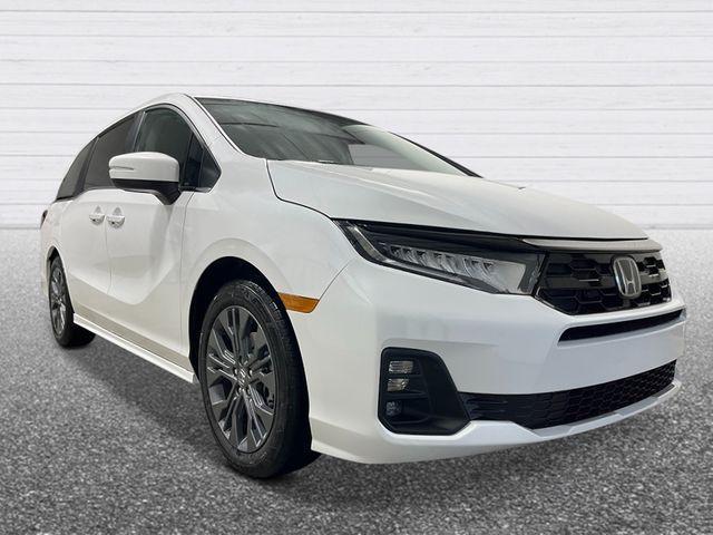 new 2026 Honda Odyssey car, priced at $44,698
