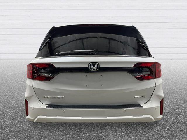 new 2026 Honda Odyssey car, priced at $44,698