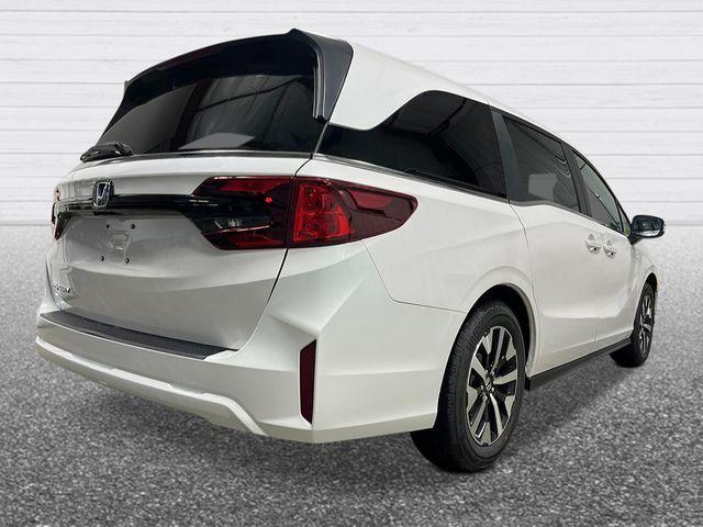 new 2026 Honda Odyssey car, priced at $40,965