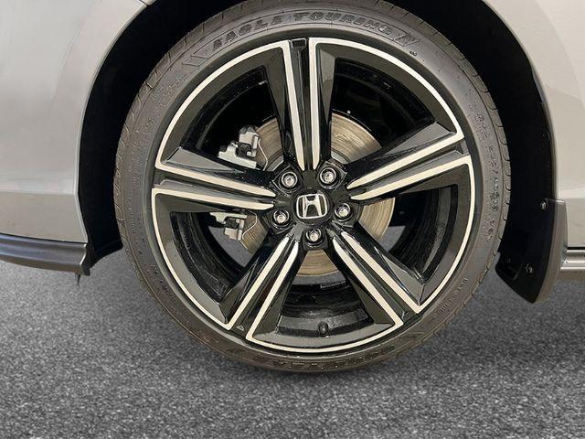 new 2025 Honda Accord Hybrid car, priced at $35,305