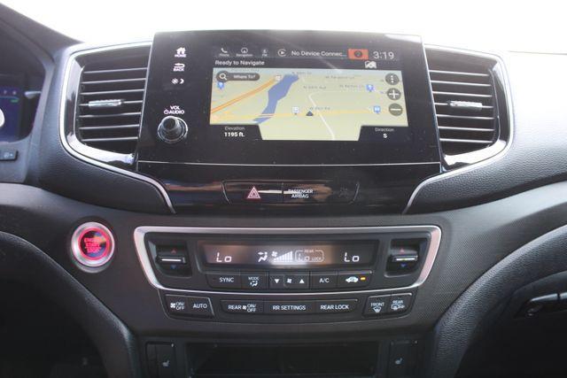 used 2022 Honda Pilot car, priced at $31,775