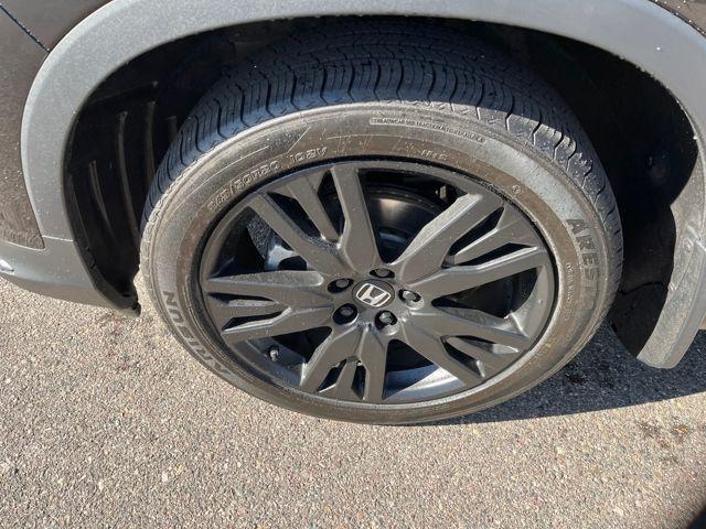 used 2022 Honda Pilot car, priced at $31,999