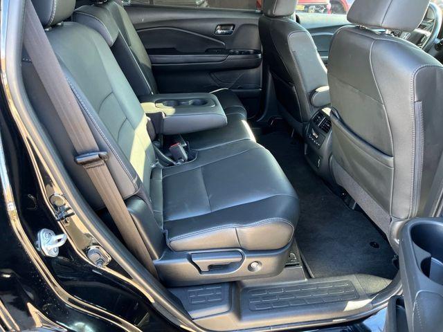 used 2022 Honda Pilot car, priced at $31,999