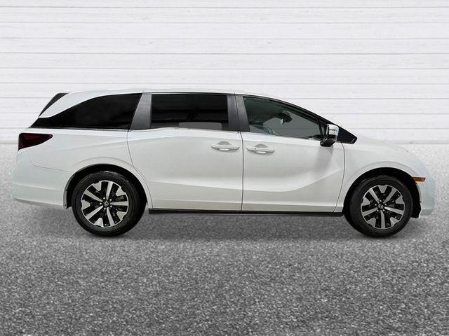 new 2026 Honda Odyssey car, priced at $40,965