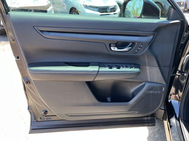 used 2025 Honda CR-V Hybrid car, priced at $37,888