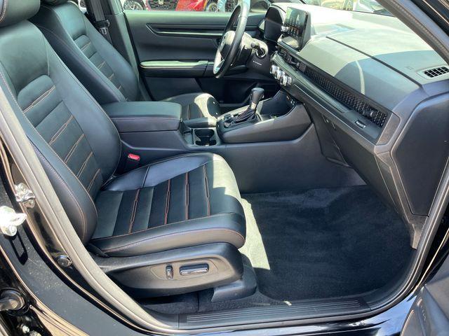 used 2025 Honda CR-V Hybrid car, priced at $37,888