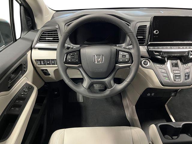new 2026 Honda Odyssey car, priced at $40,965
