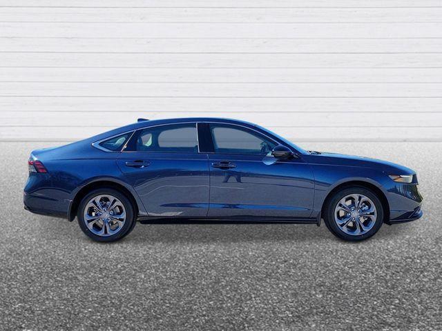 new 2026 Honda Accord Hybrid car, priced at $36,290