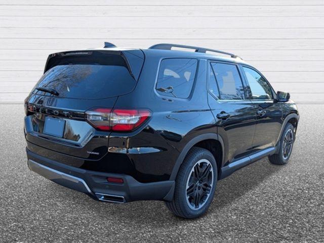 new 2026 Honda Pilot car, priced at $47,996
