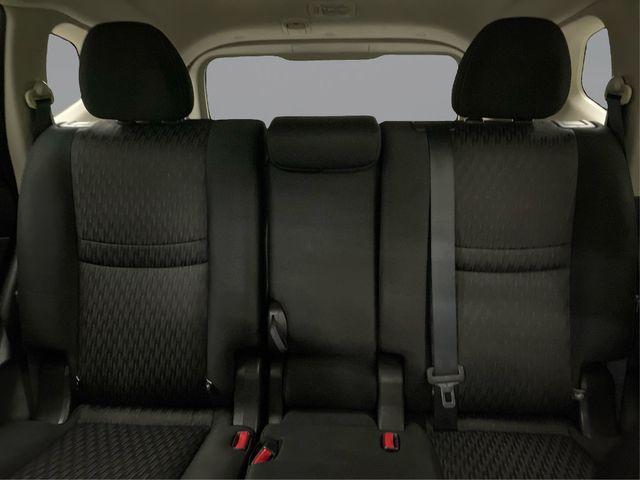 used 2018 Nissan Rogue car, priced at $15,457