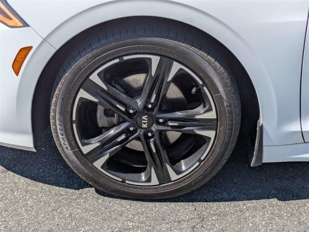 used 2021 Kia K5 car