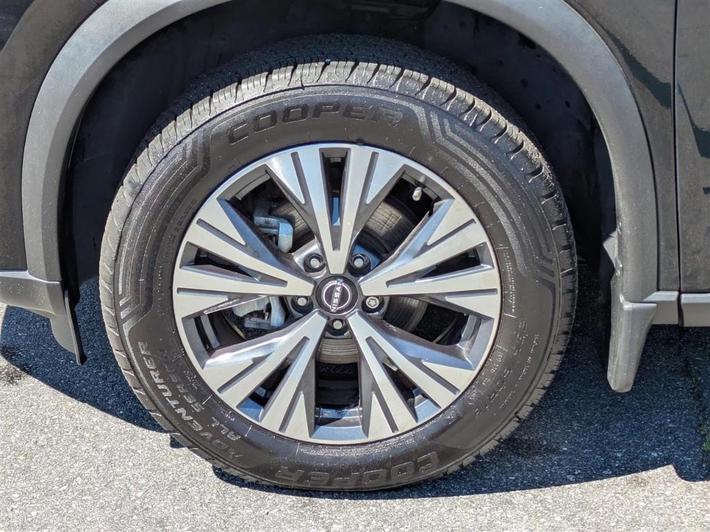 used 2022 Nissan Rogue car, priced at $18,995